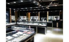 展柜設(shè)計(jì) 制作 安裝報(bào)價(jià) 沈陽(yáng)道具安裝 廣州市易格裝飾工程沈陽(yáng)分公司